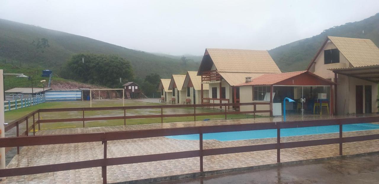 Pousada Recanto Feliz Carvalhos Mg Ngoại thất bức ảnh